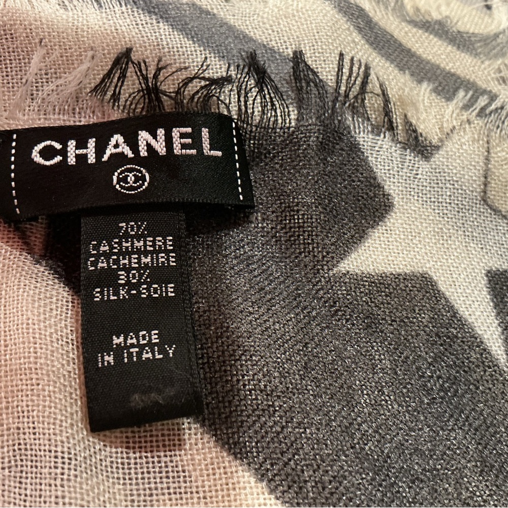 CHANEL Black and Gray Cashmere Scarf - Picture 2 of 4